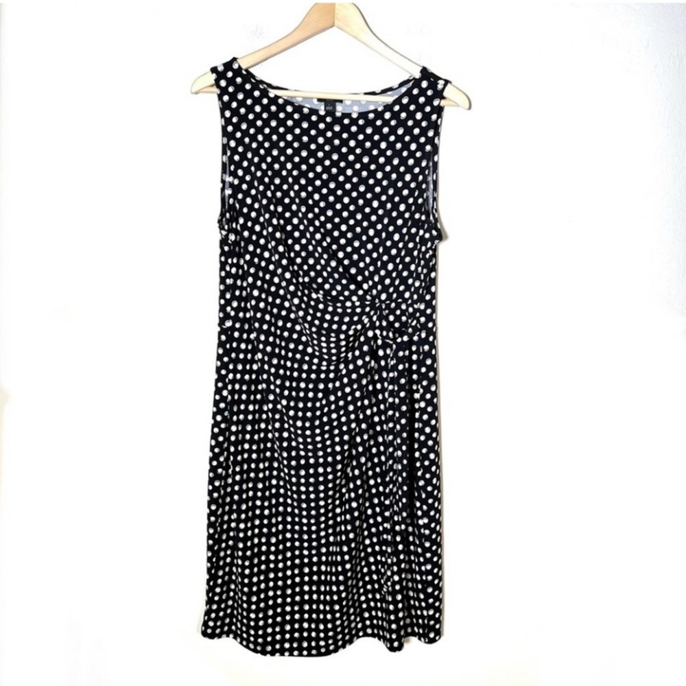 Ann Taylor Large Dress- Everyone needs one Classic Polka Dot Dress!